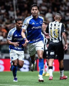 Kaio Jorge marcou seu primeiro gol pelo Cruzeiro contra o Atlético