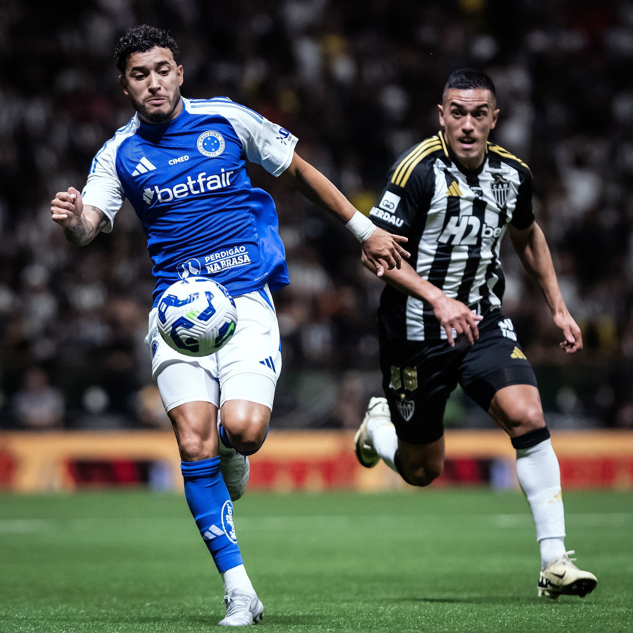 Atlético x Cruzeiro: veja qual clube tem melhor aproveitamento em clássicos no século