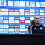 Atrapalha? Jardim é direto sobre convocação de jogadores do Cruzeiro à Seleção