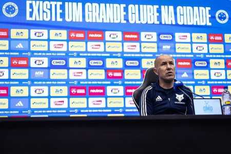 Técnico do Cruzeiro, Leonardo Jardim em entrevista coletiva na Arena MRV