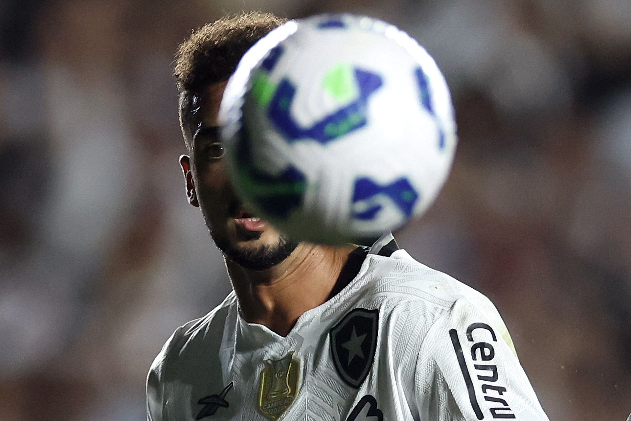 Súmula confirma concussão cerebral, e Botafogo terá desfalque contra o Bragantino