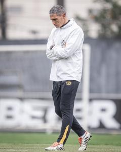 Juan Pablo Vojvoda, técnico do Santos FC