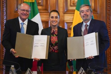 Geraldo Alckmin durante o encontro com a Presidente Claudia Sheinbaum, no México