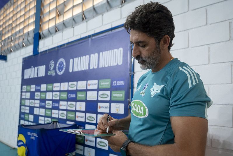 Sada Cruzeiro recebe Monte Carmelo em estreia no Campeonato Mineiro de Vôlei