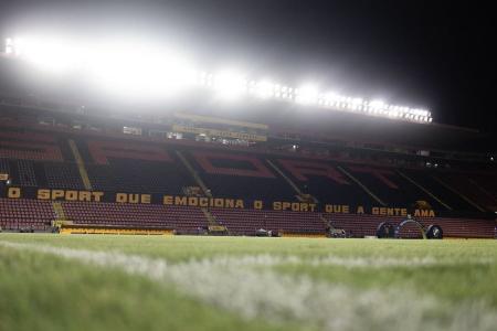 Ilha do Retiro receberá jogo entre Sport e Vasco neste domingo (31)