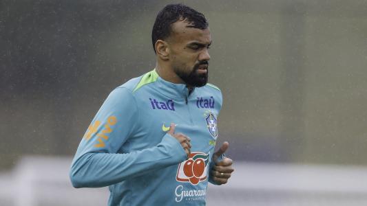 Fabrício Bruno em treinamento pela Seleção Brasileira