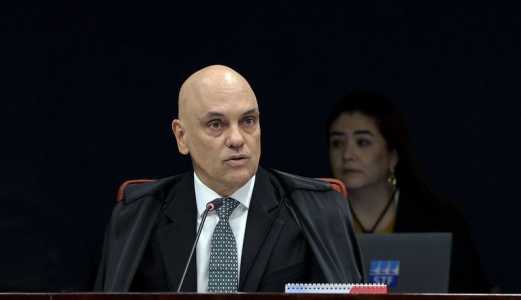 Ministros da primeira turma do STF no primeiro dia de julgamento do núcleo 1