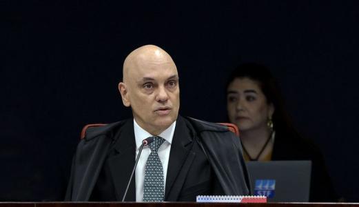Ministros da primeira turma do STF no primeiro dia de julgamento do núcleo 1