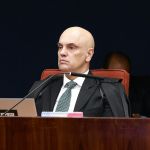 ‘Não é razoável achar normal um general do exército ter uma agenda com anotações golpistas,’ diz Moraes