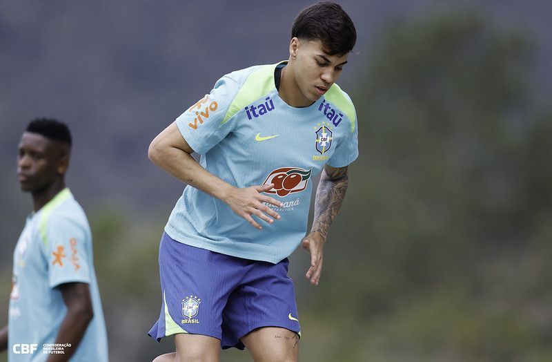 Lesionado, Kaio Jorge tem data para voltar ao Cruzeiro após corte na Seleção