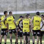 Sampaoli destaca importância de remanescentes de 2020 para projeto do Atlético