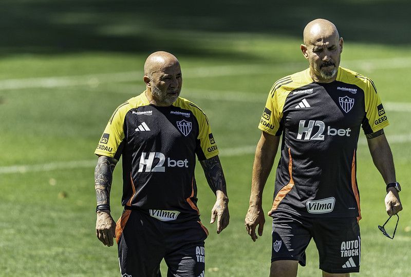 Eliminação para Cruzeiro aumenta pressão no Atlético para cumprir metas