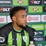 Atacante deixa o América e encaminha acordo com clube da Série B