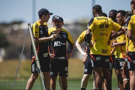 Treino do Atlético comandado pelo técnico Jorge Sampaoli na Cidade do Galo