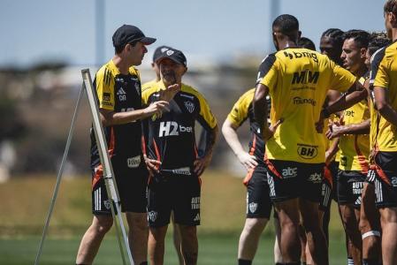 Treino do Atlético comandado pelo técnico Jorge Sampaoli na Cidade do Galo