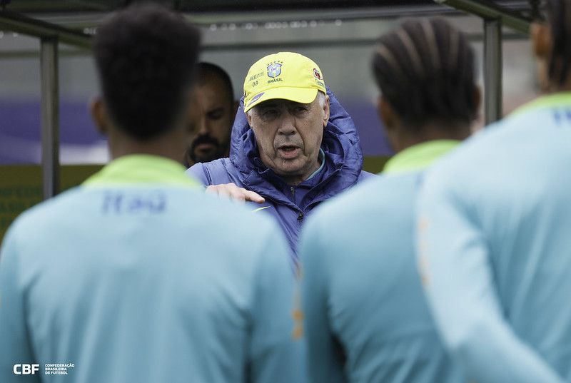 Ancelotti faz 'mistério' sobre escalação do Brasil para despedida das Eliminatórias