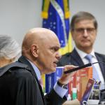 Moraes usa apresentação de Power Point para explicar voto em julgamento de Bolsonaro
