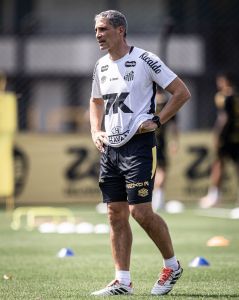 Juan Pablo Vojvoda, técnico do Santos