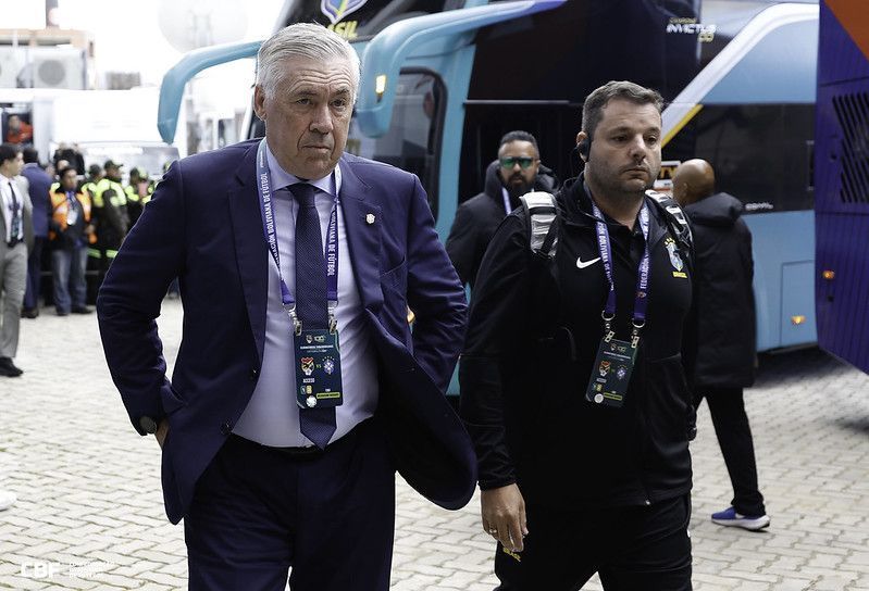 Brasil não tem obrigação de vencer a Copa do Mundo, diz Ancelotti