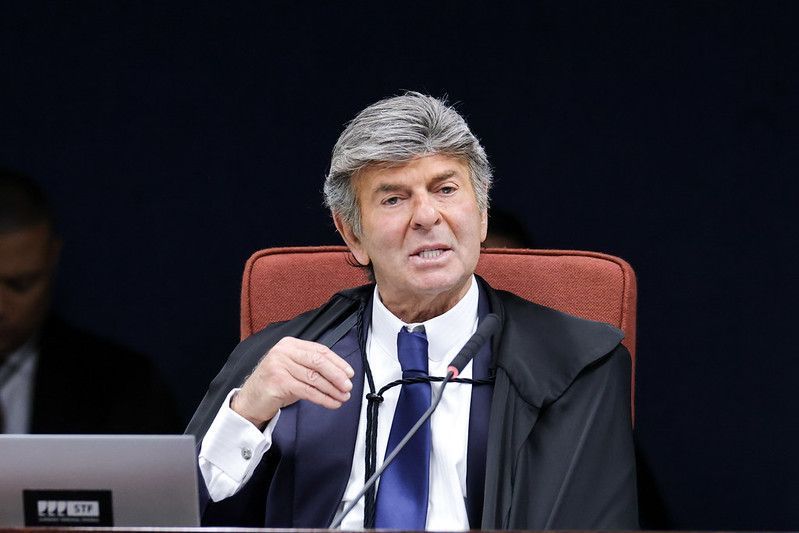 'Temos dissenso, mas não temos discórdia', diz Fux após divergir de Moraes