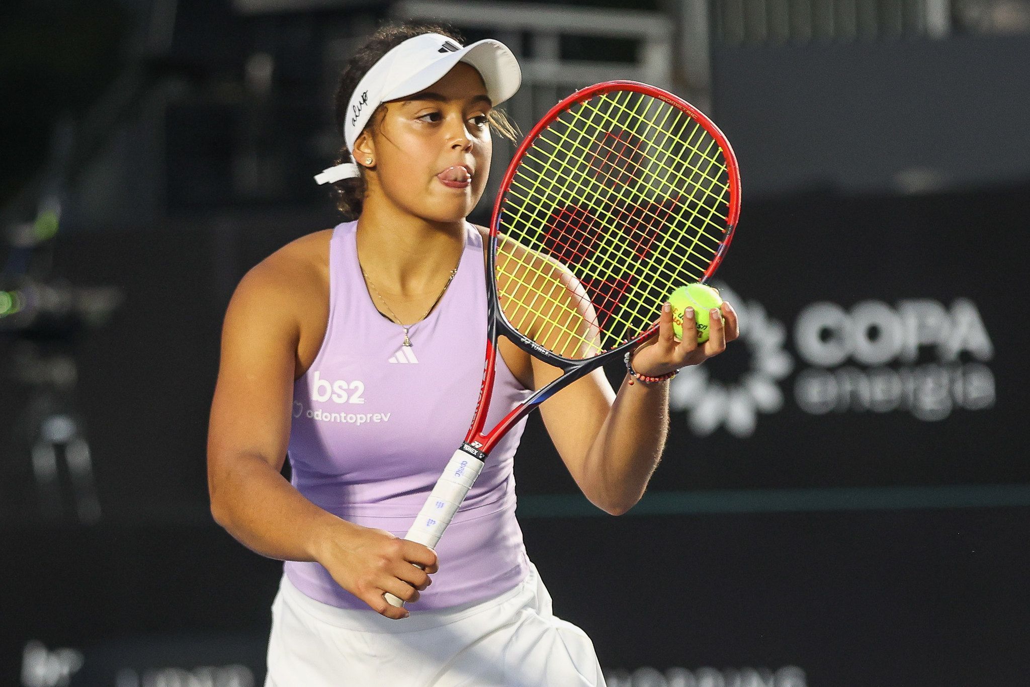 Naná Silva perde para Solana Sierra nas oitavas e dá adeus ao SP Open