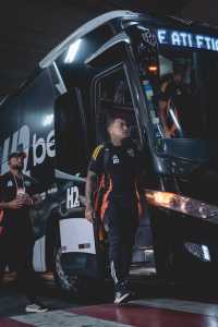 Dudu na chegada da delegação do Atlético no Mineirão para o clássico contra o Cruzeiro