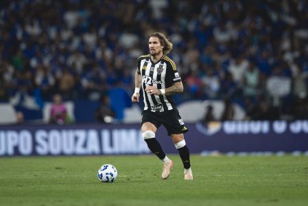 Lyanco em ação pelo Atlético