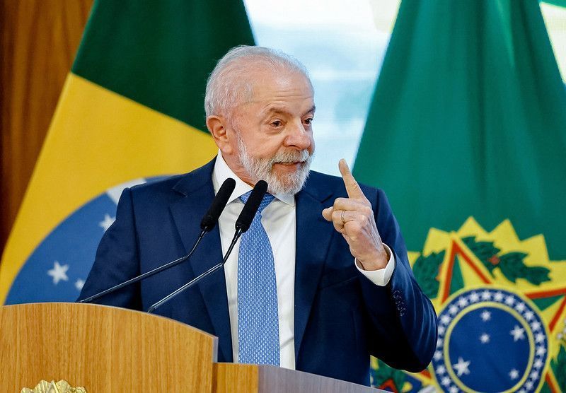 Lula diz que anistia 'é com o Congresso' após aprovação de urgência