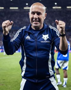 Leonardo Jardim celebra vitória do Cruzeiro no jogo de volta das quartas de final da Copa do Brasil