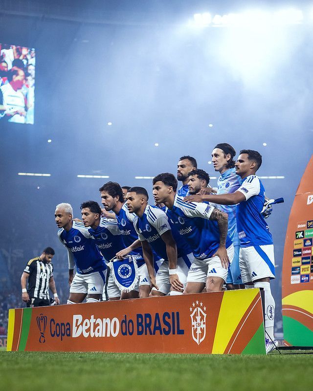 Jogador do Cruzeiro receberá título de cidadão honorário de Belo Horizonte