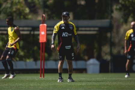 Jorge Sampaoli durante atividade na Cidade do Galo