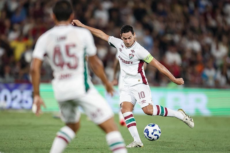 Meia do Fluminense preocupa para decisivo jogo na Copa Sul-Americana
