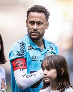 Neymar na Arena MRV antes da partida entre Atlético e Santos pelo Campeonato Brasileiro