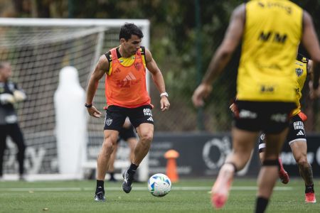 Atlético terá pela frente a altitude de 3.600 metros de La Paz, na Bolívia