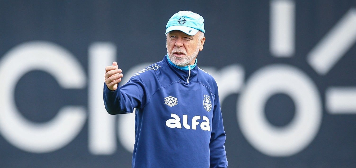 Grêmio deve ter retornos de titulares para enfrentar o Inter pelo Brasileiro