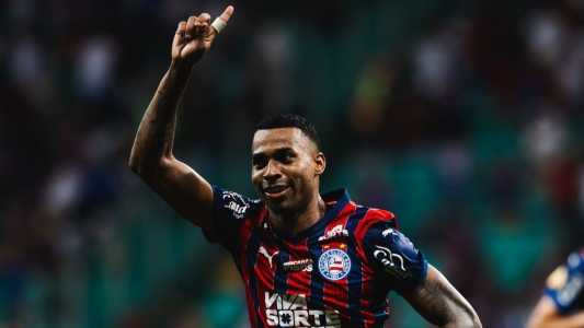 Jean Lucas comemora gol pelo Bahia em jogo do Campeonato Brasileiro