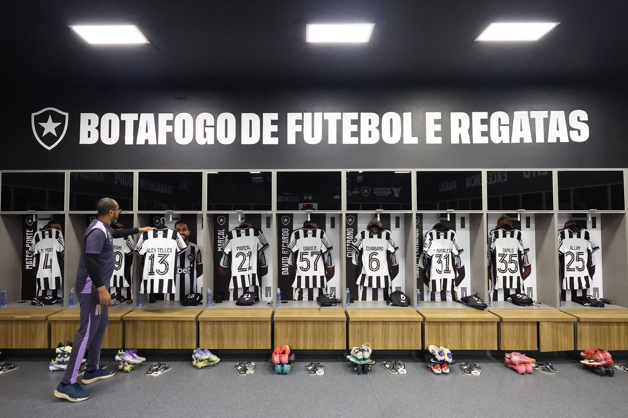 Botafogo x Mirassol: veja escalações da partida pelo Brasileirão