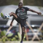 Escalação do Vasco: Diniz tem importante desfalque diante do RB Bragantino
