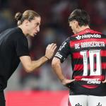 Filipe Luís minimiza gol no fim contra o Flamengo: 'Vamos para vencer na casa deles'