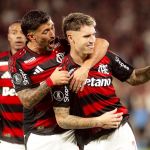 Flamengo sofre gol nos acréscimos, mas vence Estudiantes e abre vantagem na Libertadores