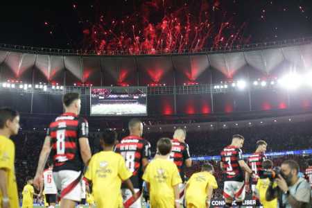Flamengo recebe o Racing-ARG, nesta quarta (22), pela semifinal da Libertadores