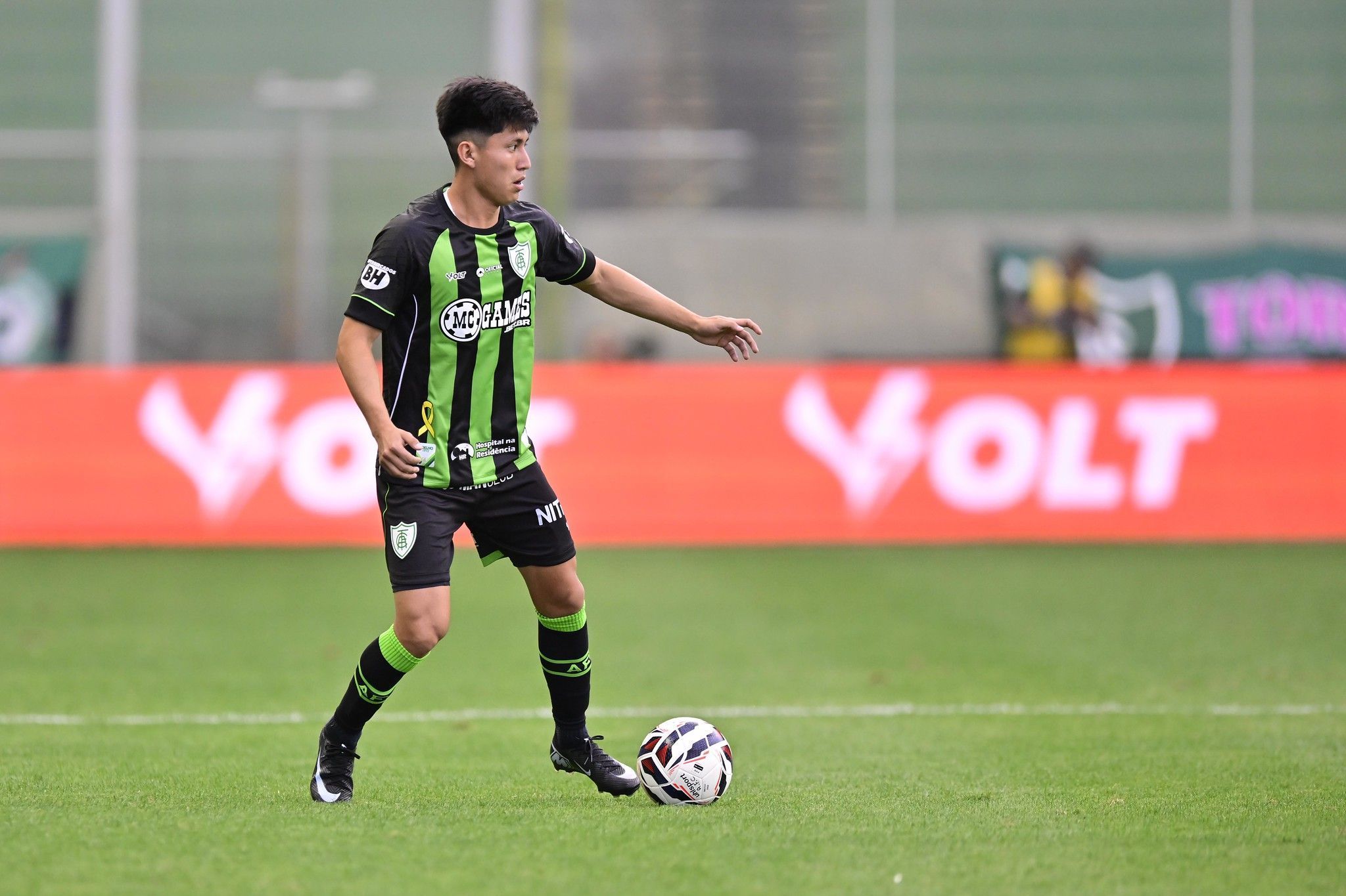 Miguelito é convocado pela Seleção Boliviana e deve desfalcar América na Série B