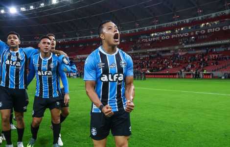 Marlon foi importante para o Grêmio na vitória sobre o Inter
