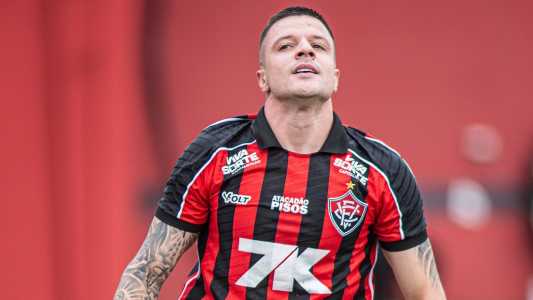 Renato Kayzer, artilheiro do Vitória no Campeonato Brasileiro, com sete gols