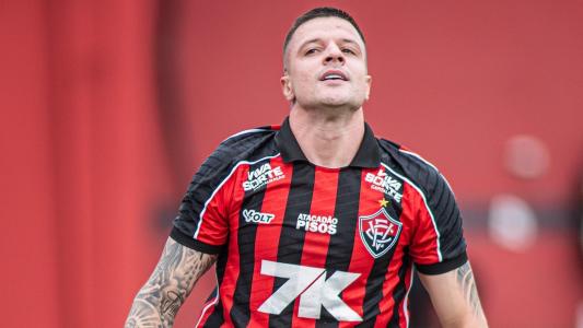 Renato Kayzer, artilheiro do Vitória no Campeonato Brasileiro, com sete gols