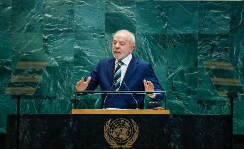 Presidente Luiz Inácio Lula da Silva (PT) falou sobre o arquivamento da PEC da Blindagem