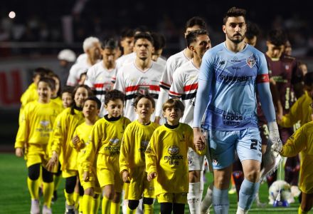 São Paulo perdeu os dois jogos para a LDU e caiu na Libertadores