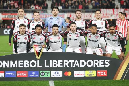 Flamengo x Estudiantes: Pedro abre o placar aos 14 segundos de jogo no Maracanã