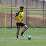 ‘Cria’ da base do Atlético volta a ser relacionado após quase um ano