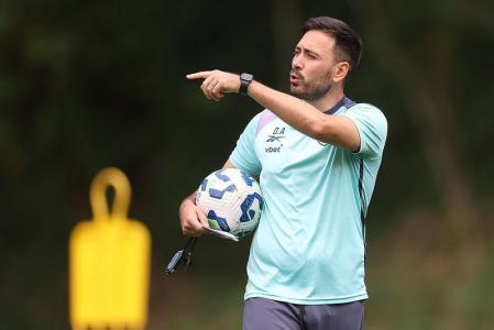 Davide Ancelotti tem, pelo menos, dez desfalques confirmados diante do Fluminense